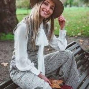 NWT Lysse Sleeveless Cropped Jacquard Jumpsuit